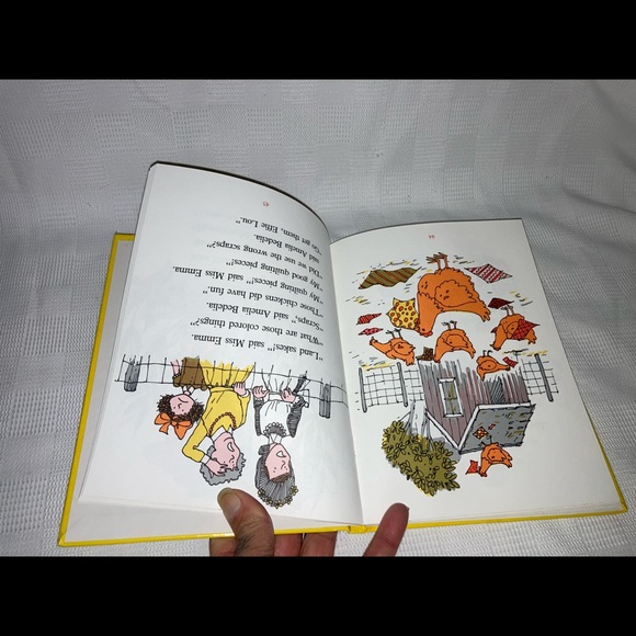 'Amelia Bedelia Helps Out' (MISPRINT BOOK) - Picture 4 of 9